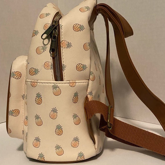 Loungefly Handbags - Beautiful stitch bag. Just never used.